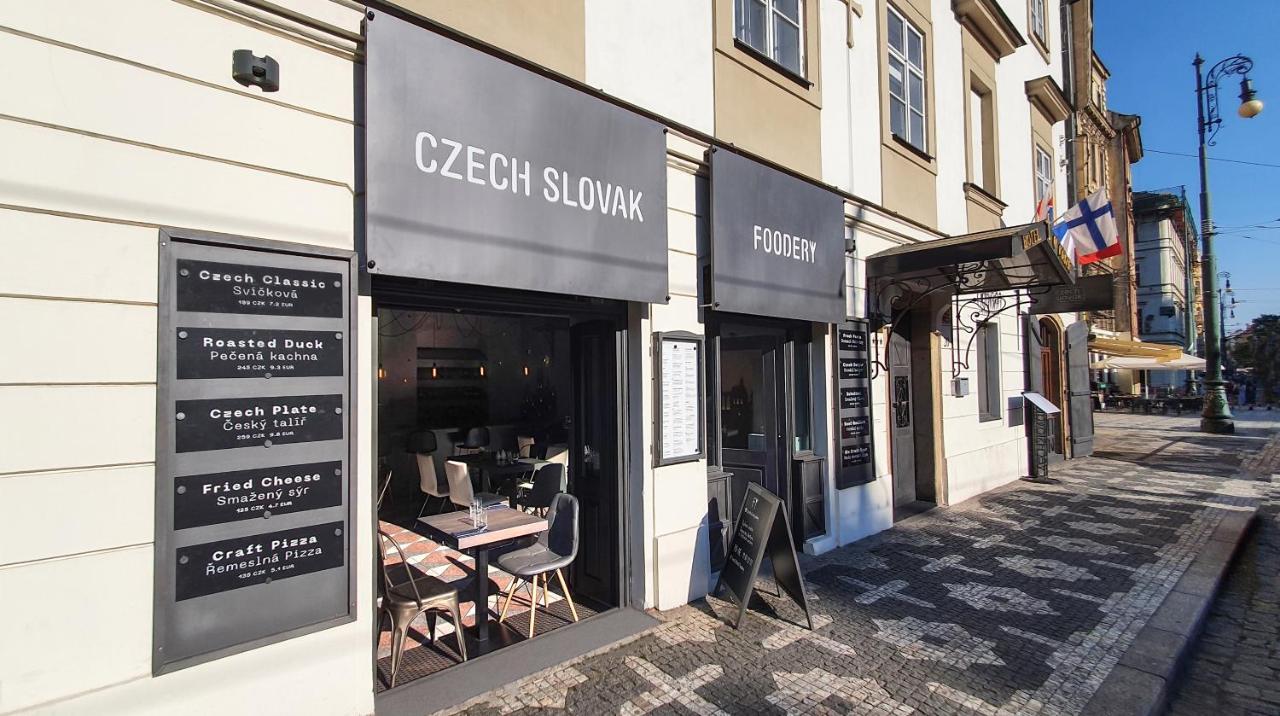 Hotel U Krize Prag Eksteriør billede
