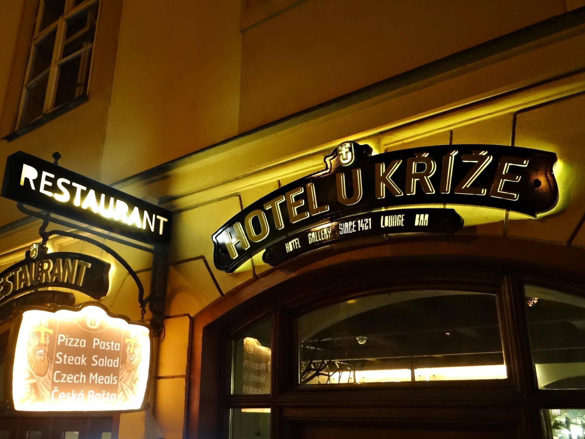 Hotel U Krize Prag Eksteriør billede