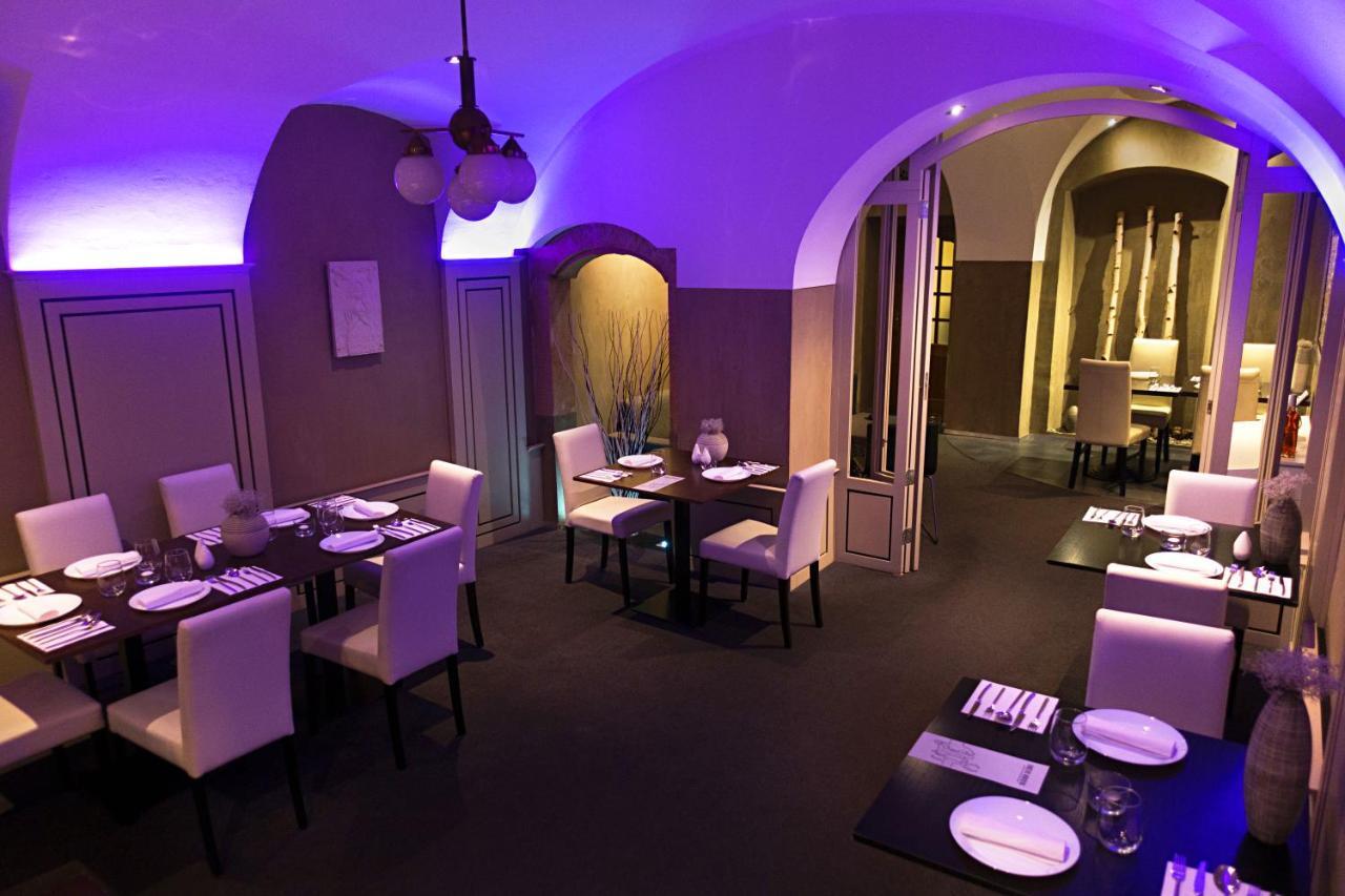 Hotel U Krize Prag Eksteriør billede